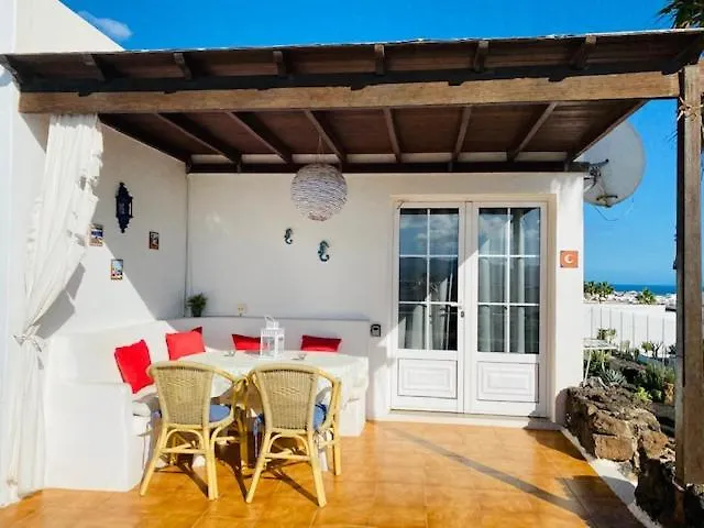 Rey Carlos Apartment